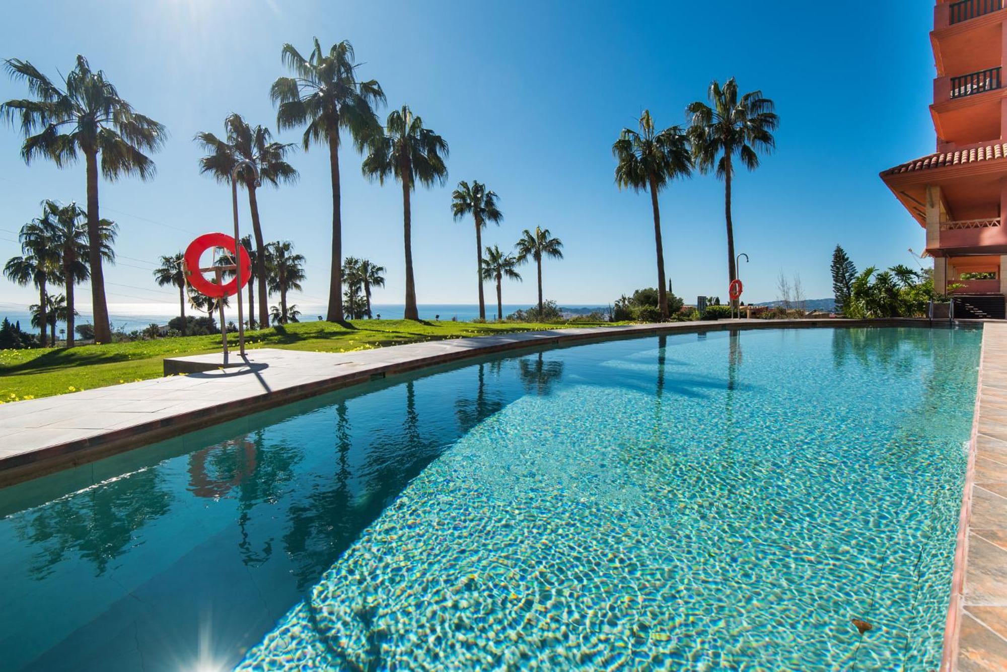 Apartment Higueron Luxury Benalmadena