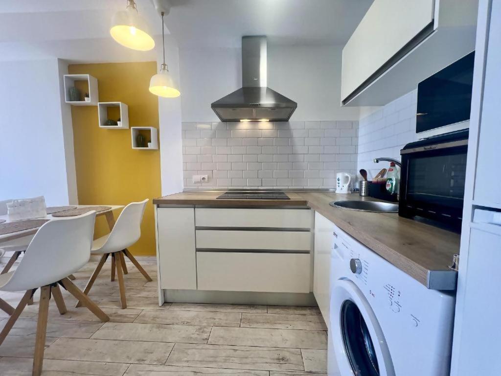Apartment Benalbeach *