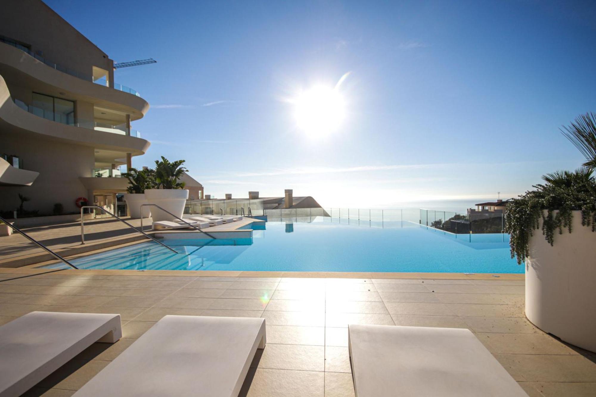 Apartment Stunning Sea Views At Stupa Hills Benalmadena