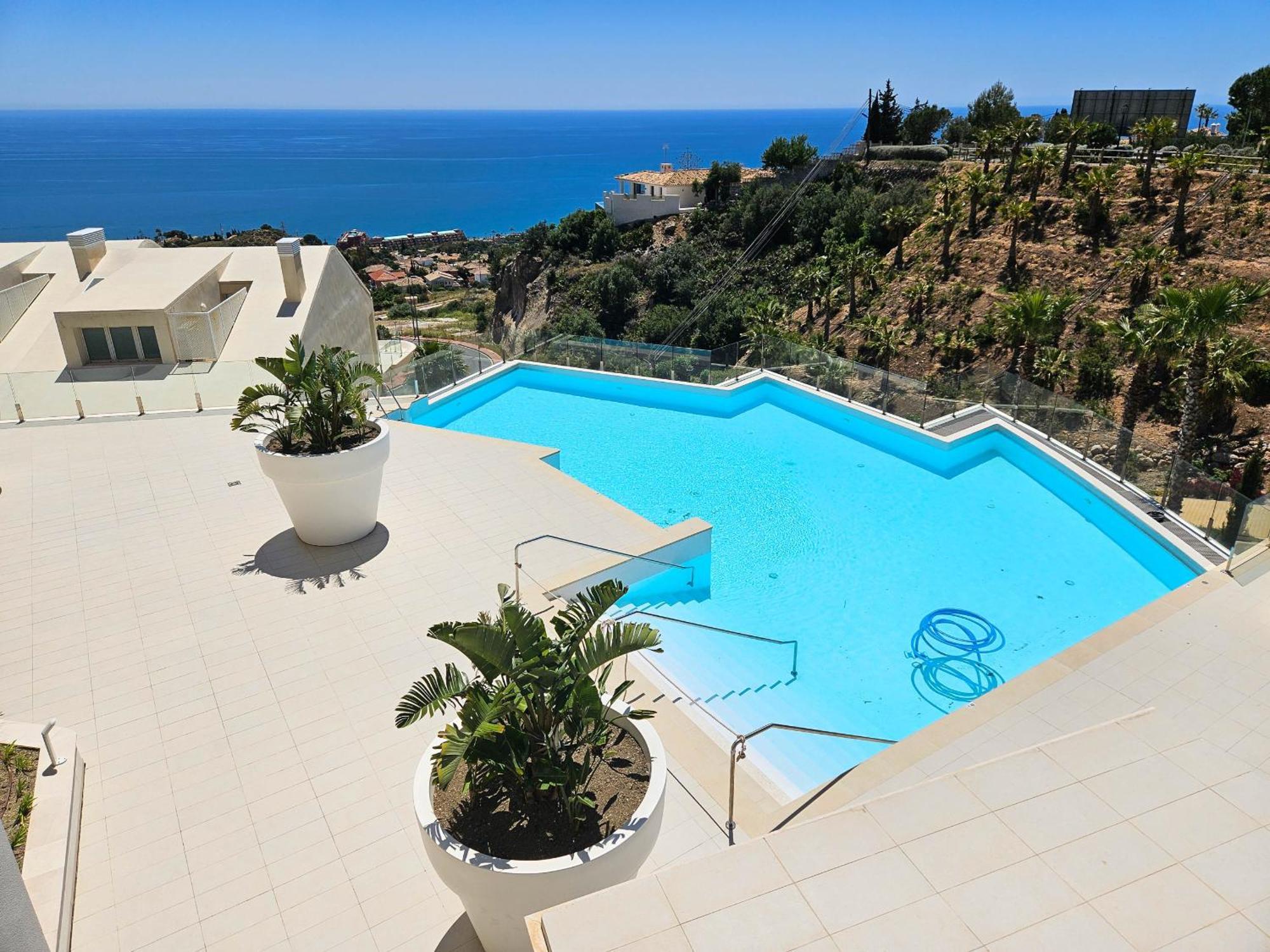 Stunning Sea Views At Stupa Hills Apartment