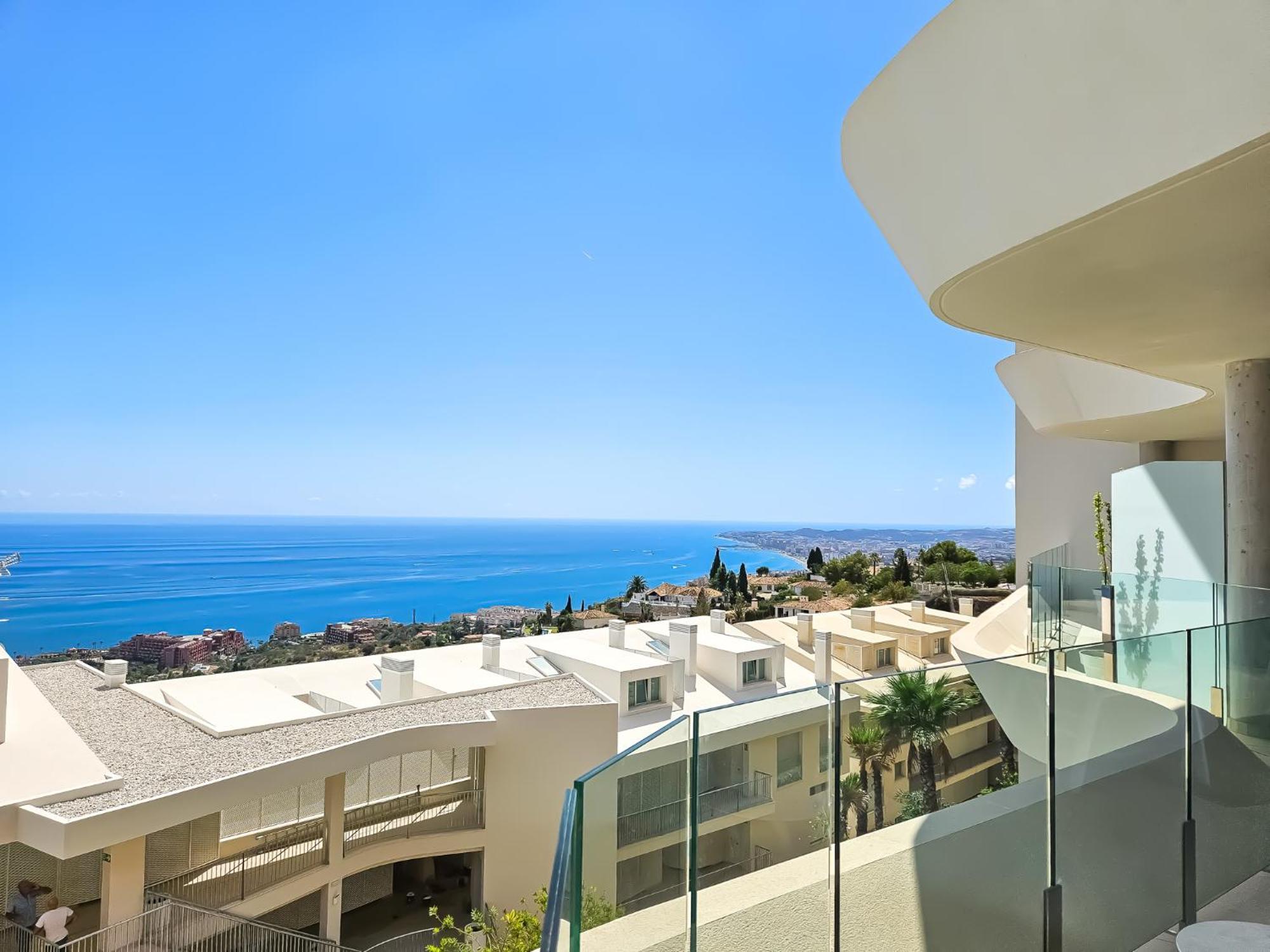 Stunning Sea Views At Stupa Hills Apartment Benalmadena