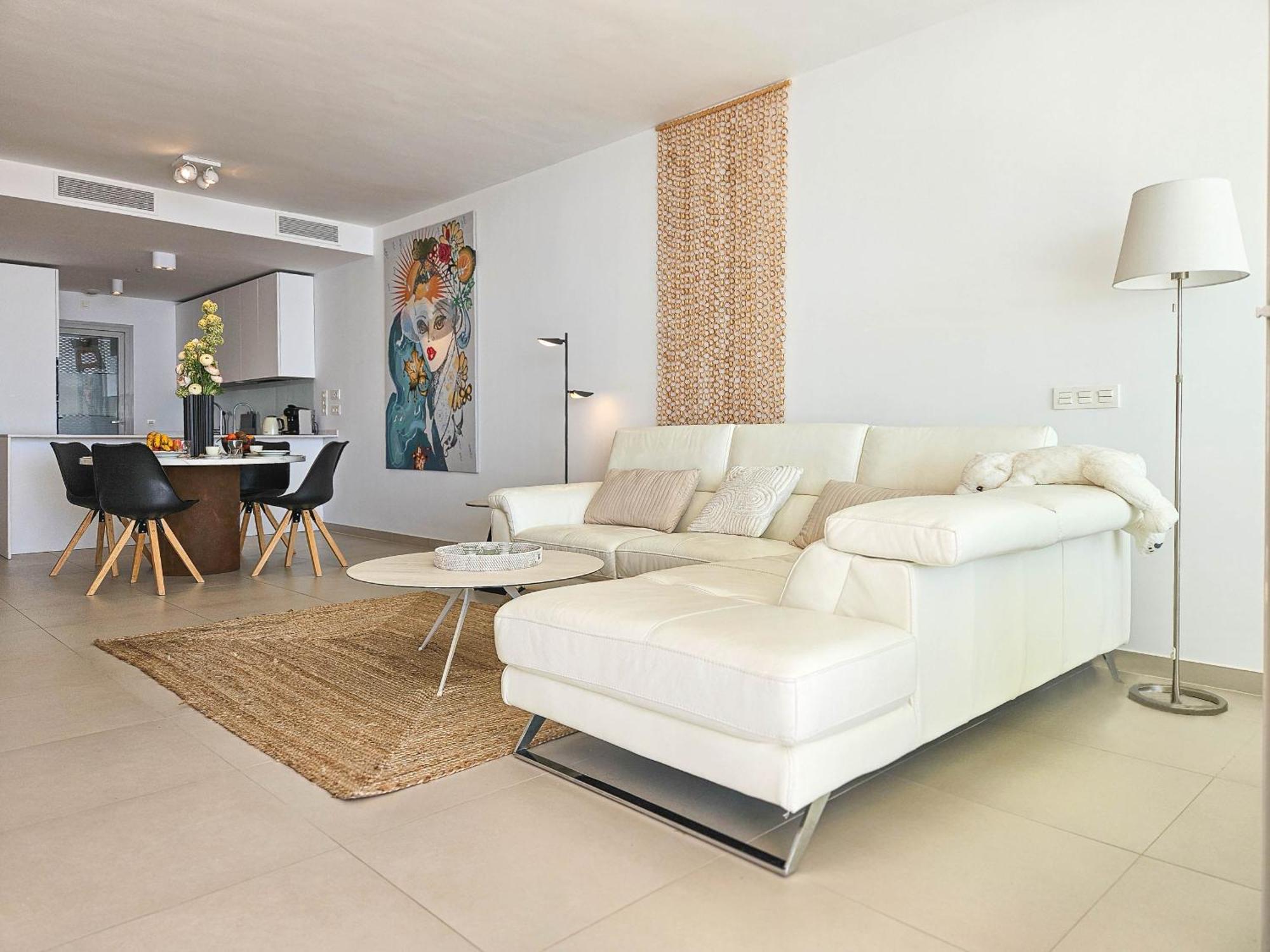 Stunning Sea Views At Stupa Hills Apartment Benalmadena