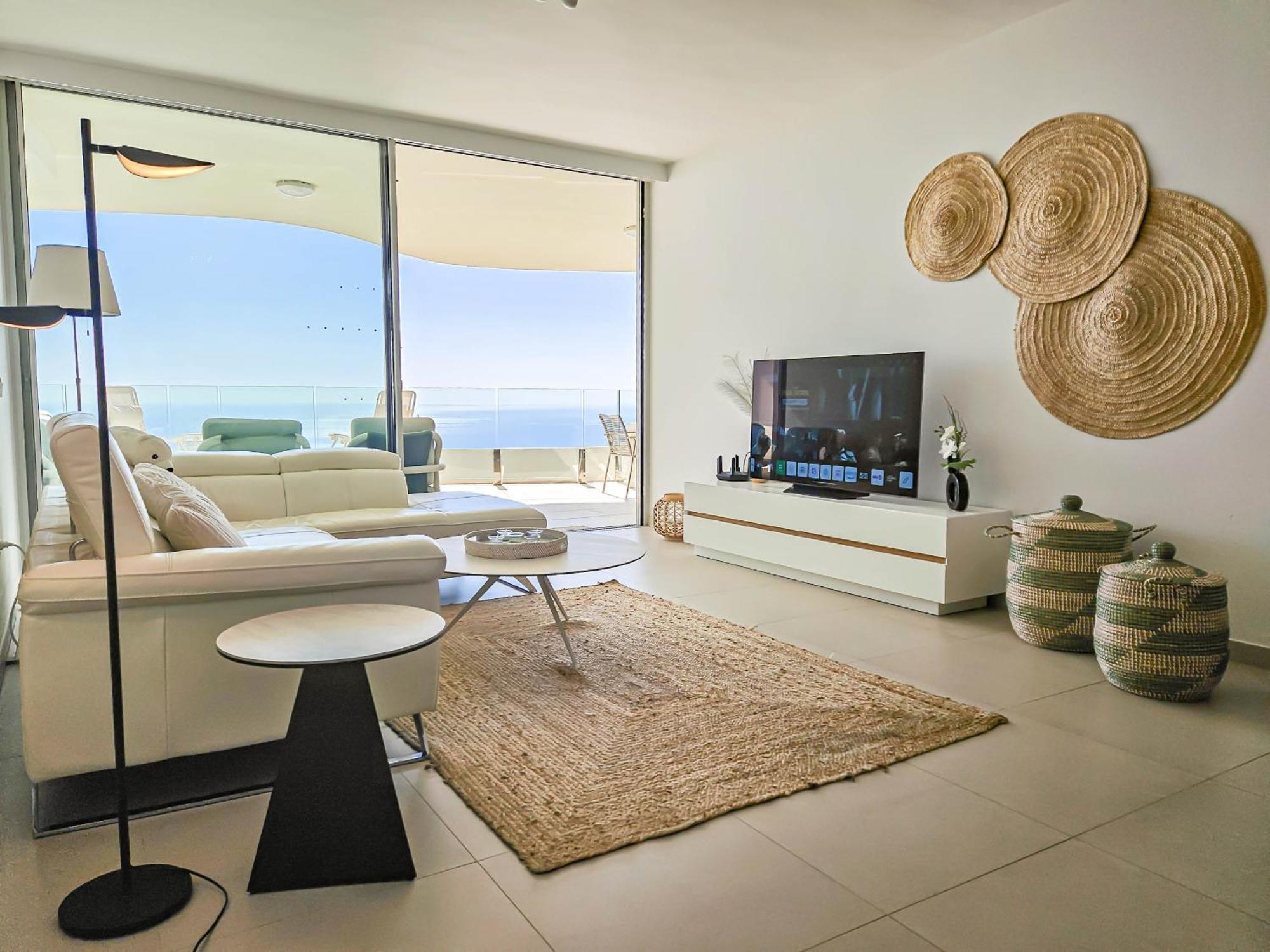 Apartment Stunning Sea Views At Stupa Hills Benalmadena