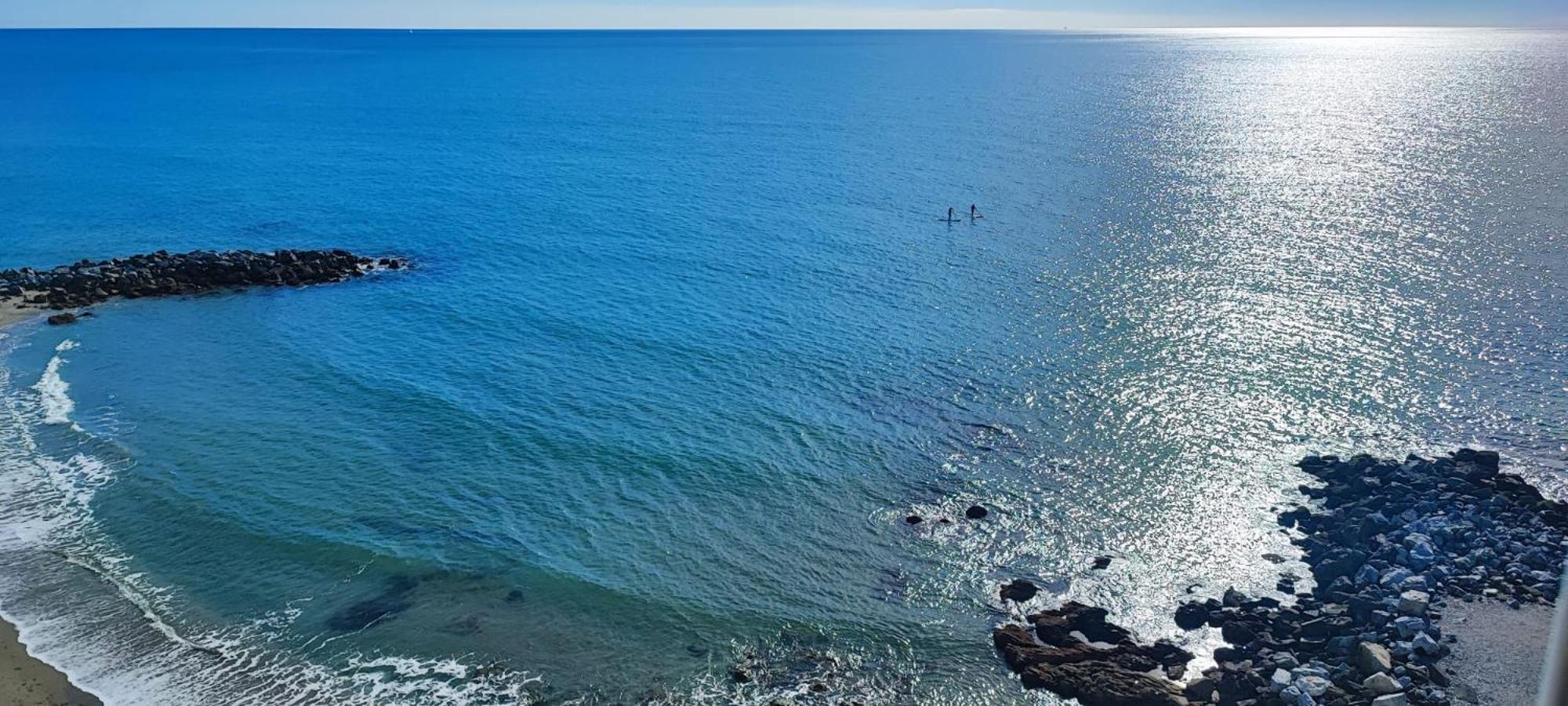 Primera Linea De Playa La Perla Playa Paraiso