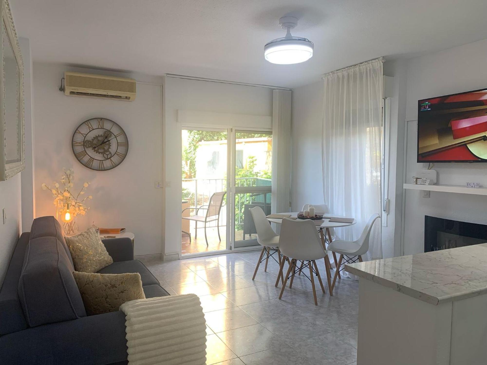 Minerva 30a Garden View Apartment *