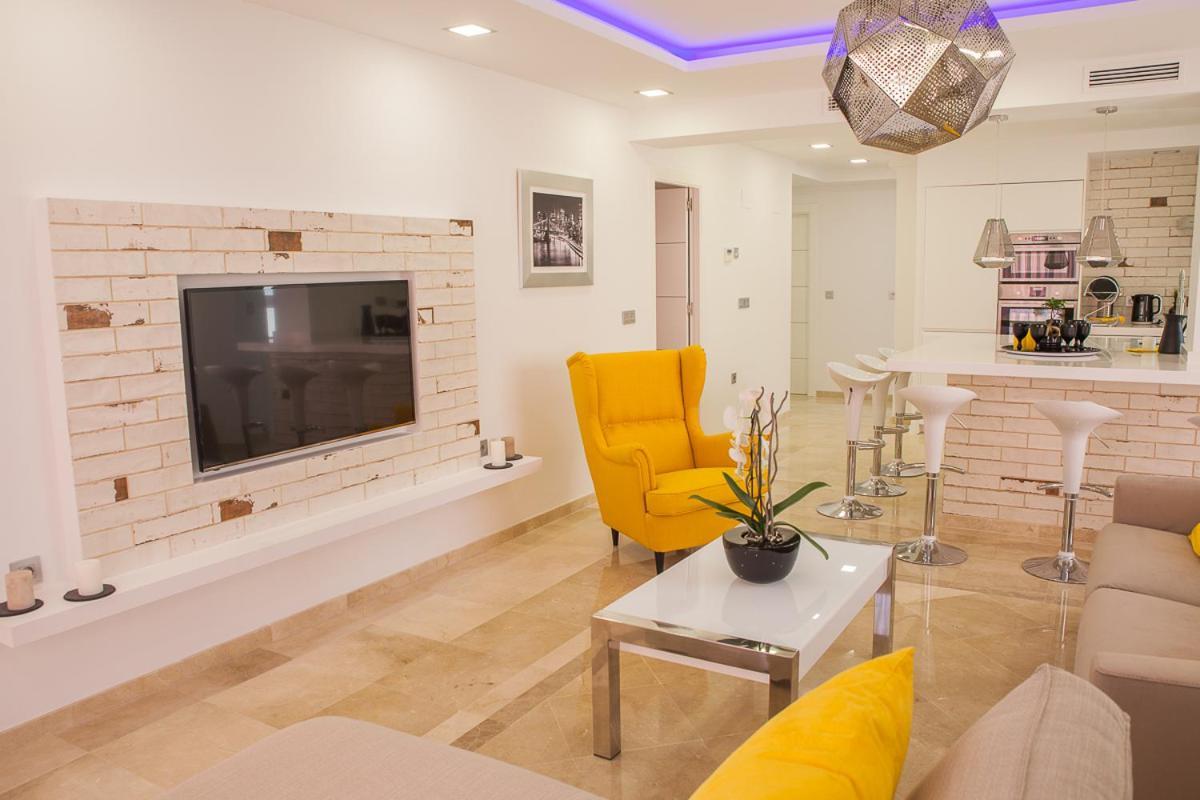 Luxury 100 Sq.m. Sea View Appartement Benalmádena