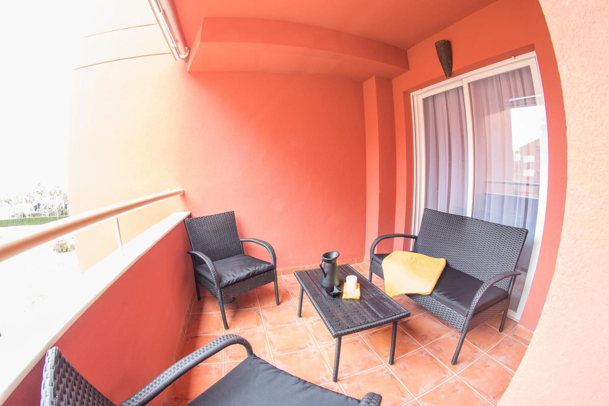 Luxury 100 Sq.m. Sea View Appartement *