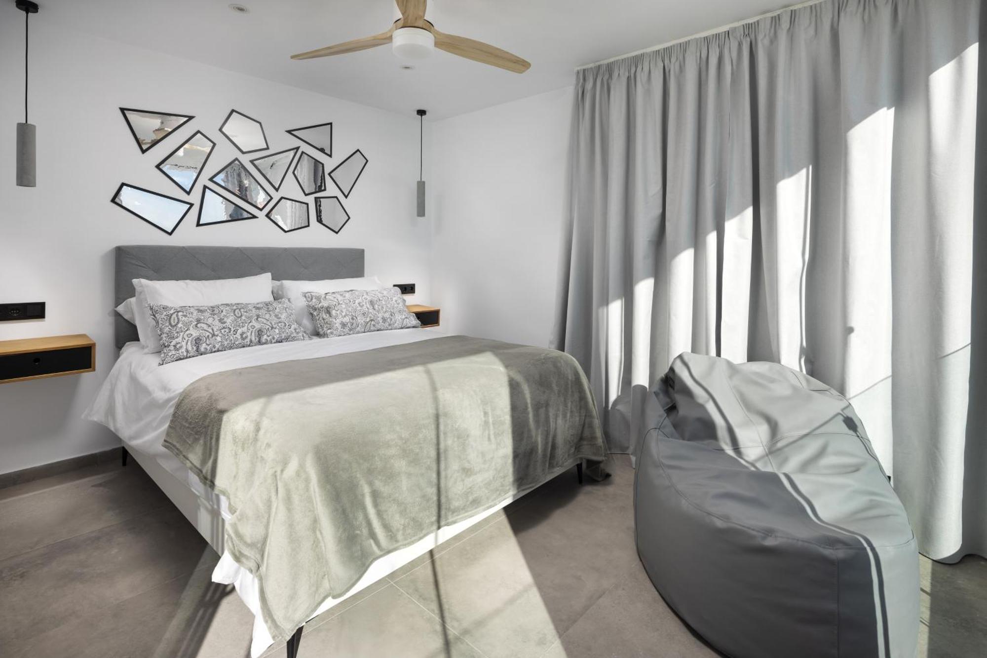 Apartment Perla Negra - With Private Access