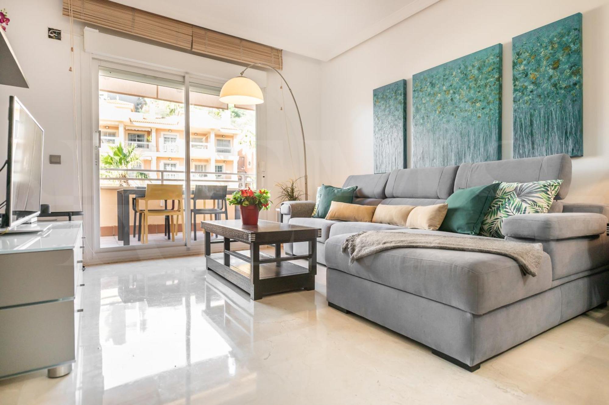 Seaside With Large Terrace, Pool & Parking Rems Apartment Benalmadena