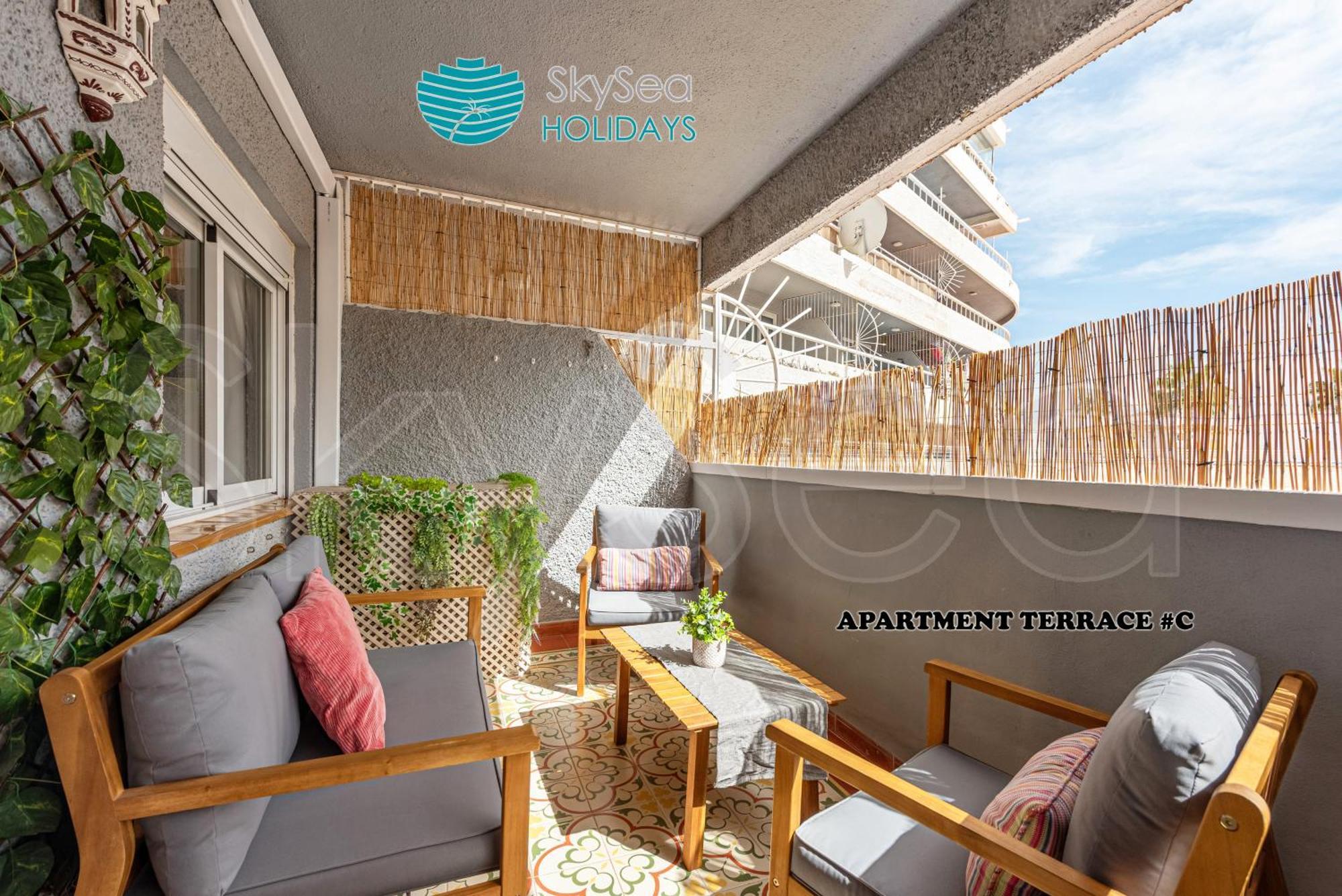 Skysea Puerto Marina *