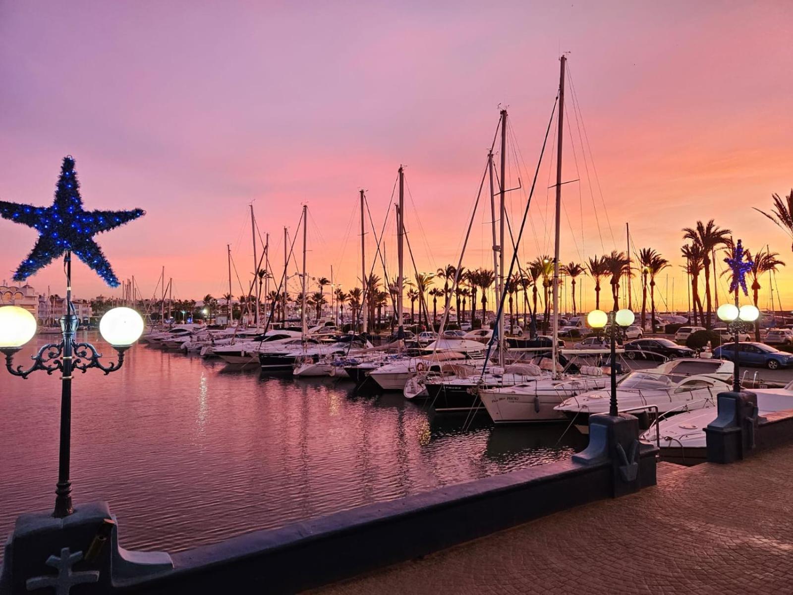 Puerto Marina Playa