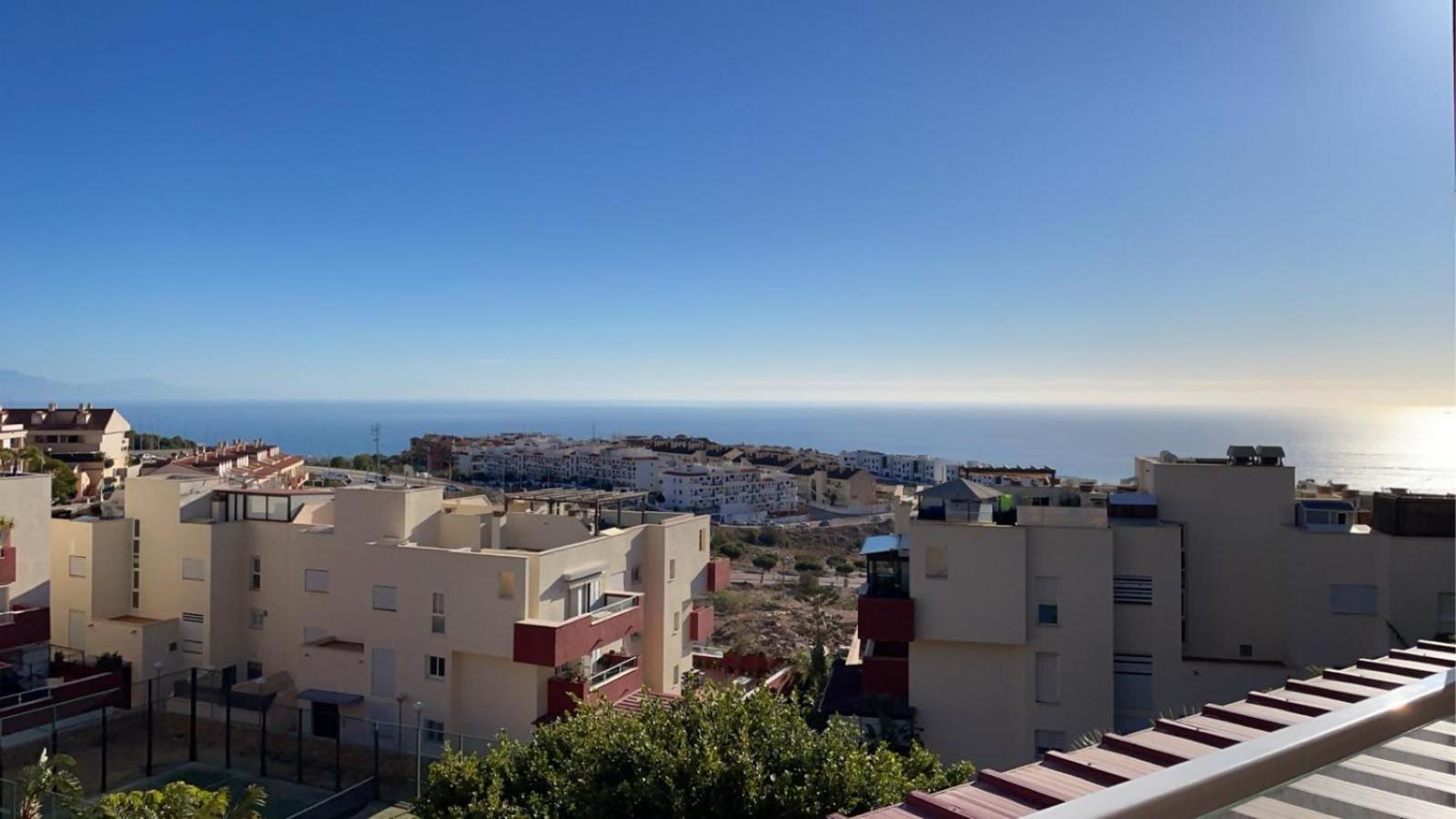 Cozy With Sea Views In Appartement Benalmádena