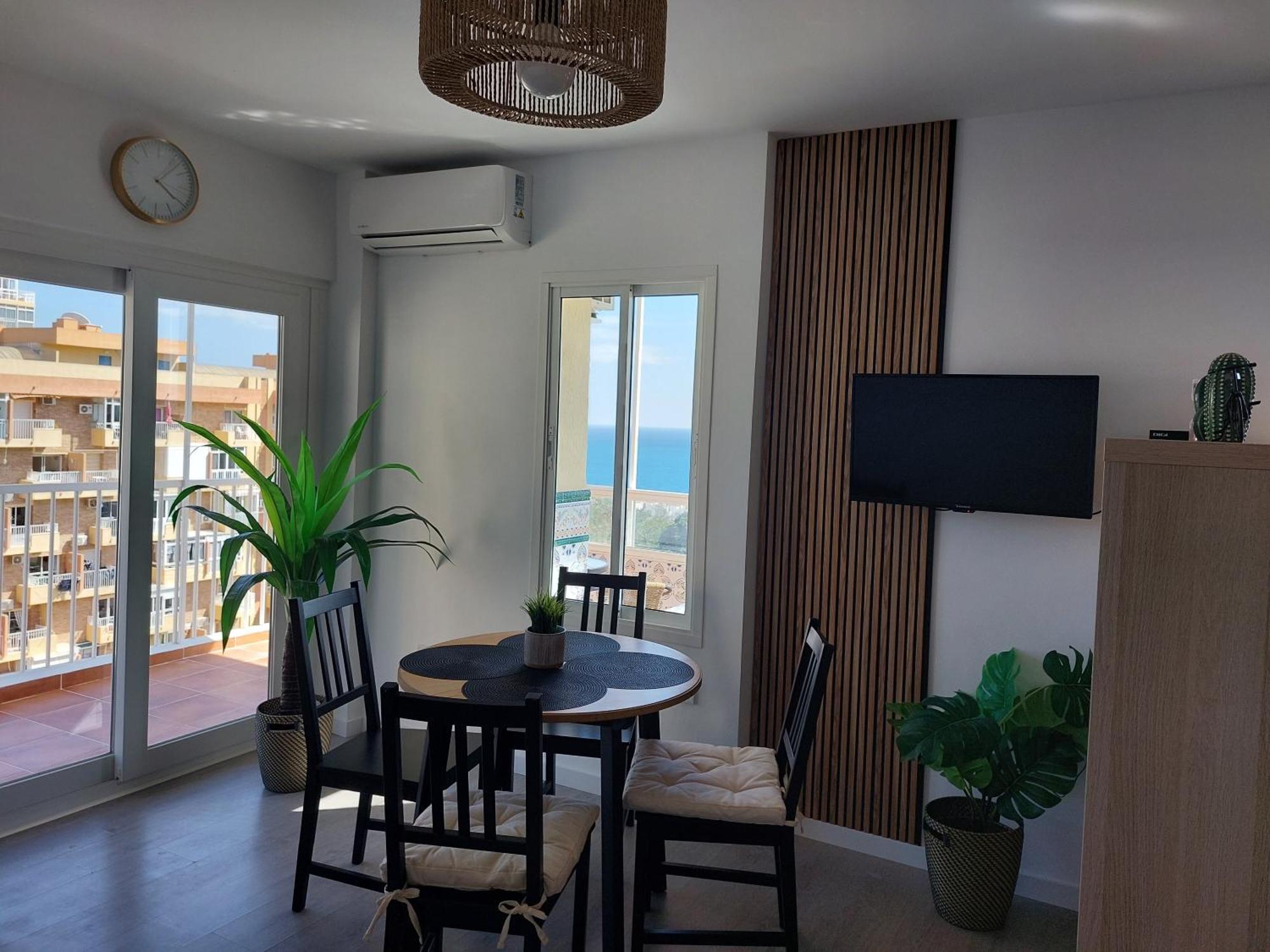 Seaview Apartment *