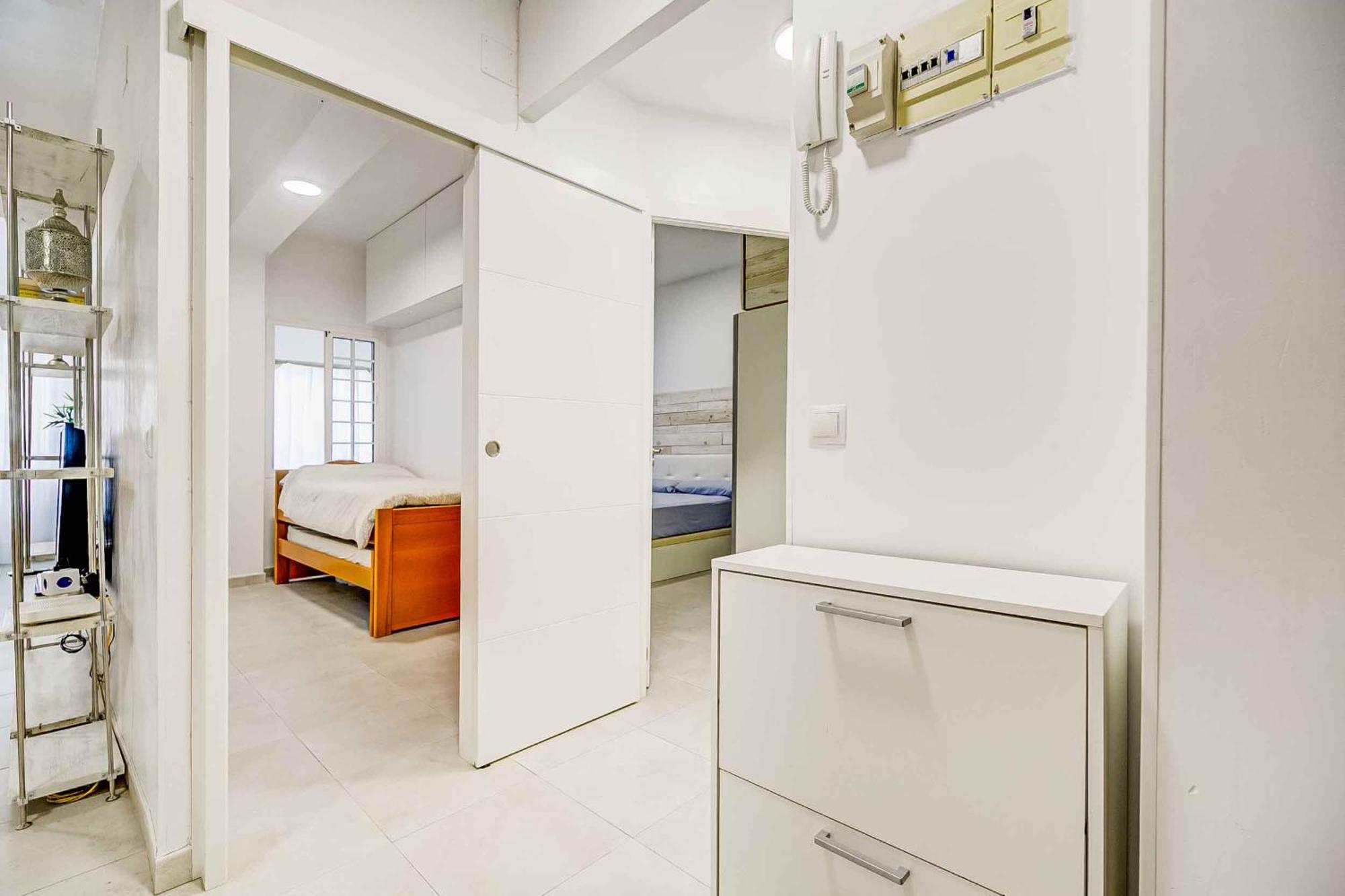 Completo Con Garaje Cerca Del Mar Apartment *