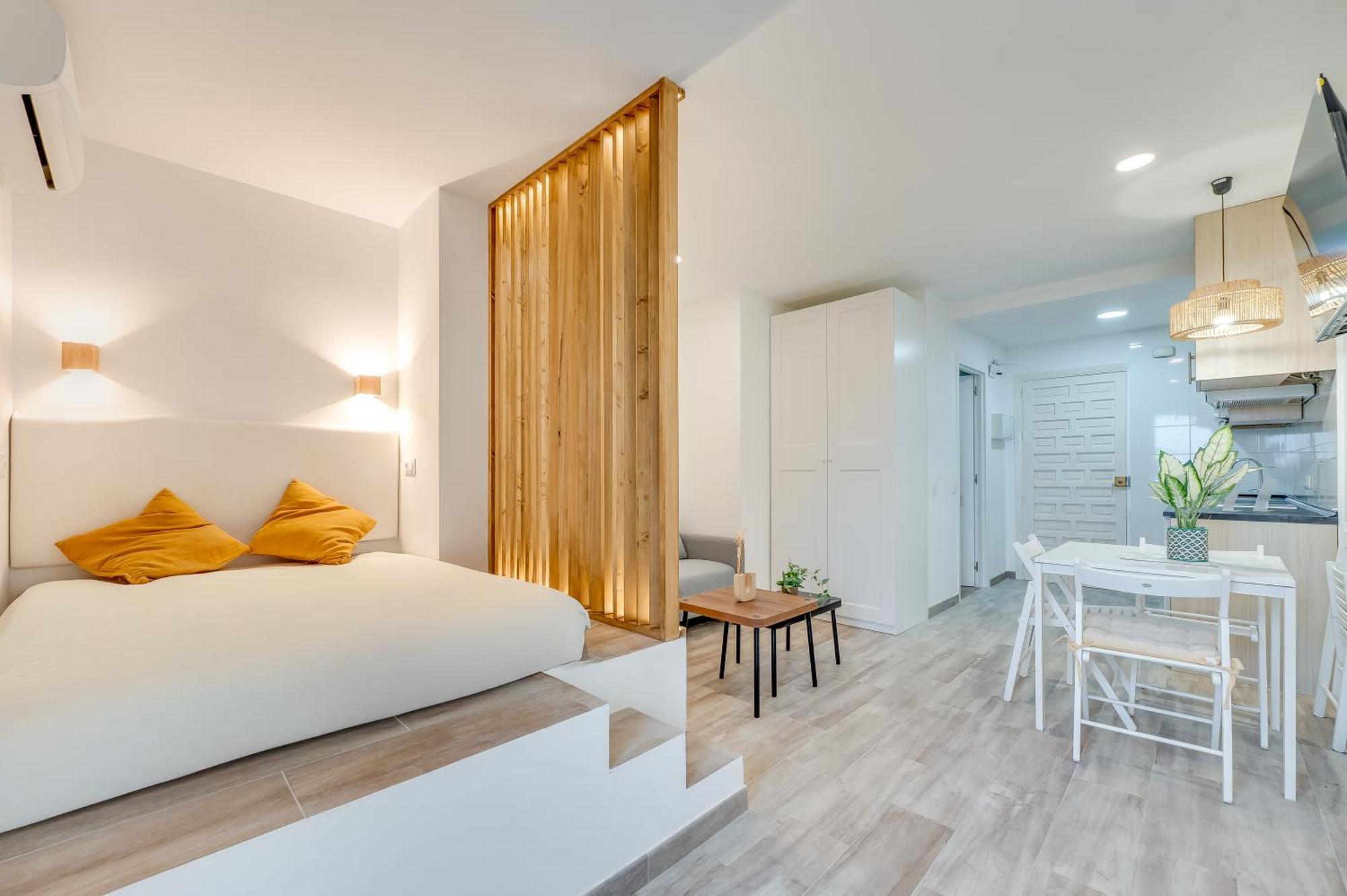 Lxr Estudio Benalbeach Apartamento Benalmádena