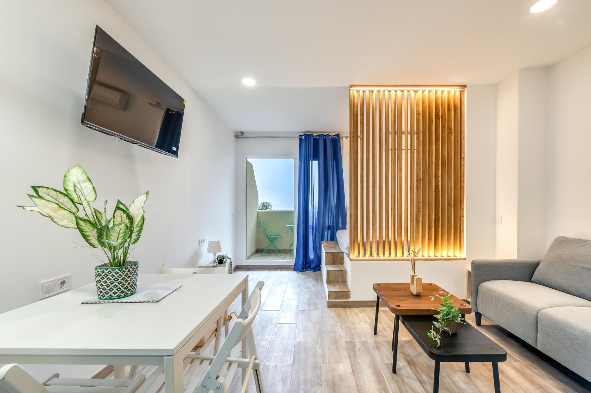 Lxr Estudio Benalbeach Apartamento *