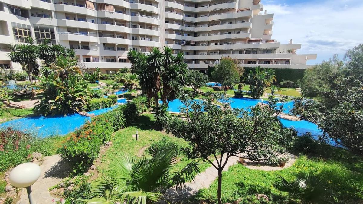Benalbeach Beautiful 2 Bdr With Sea Views Appartement