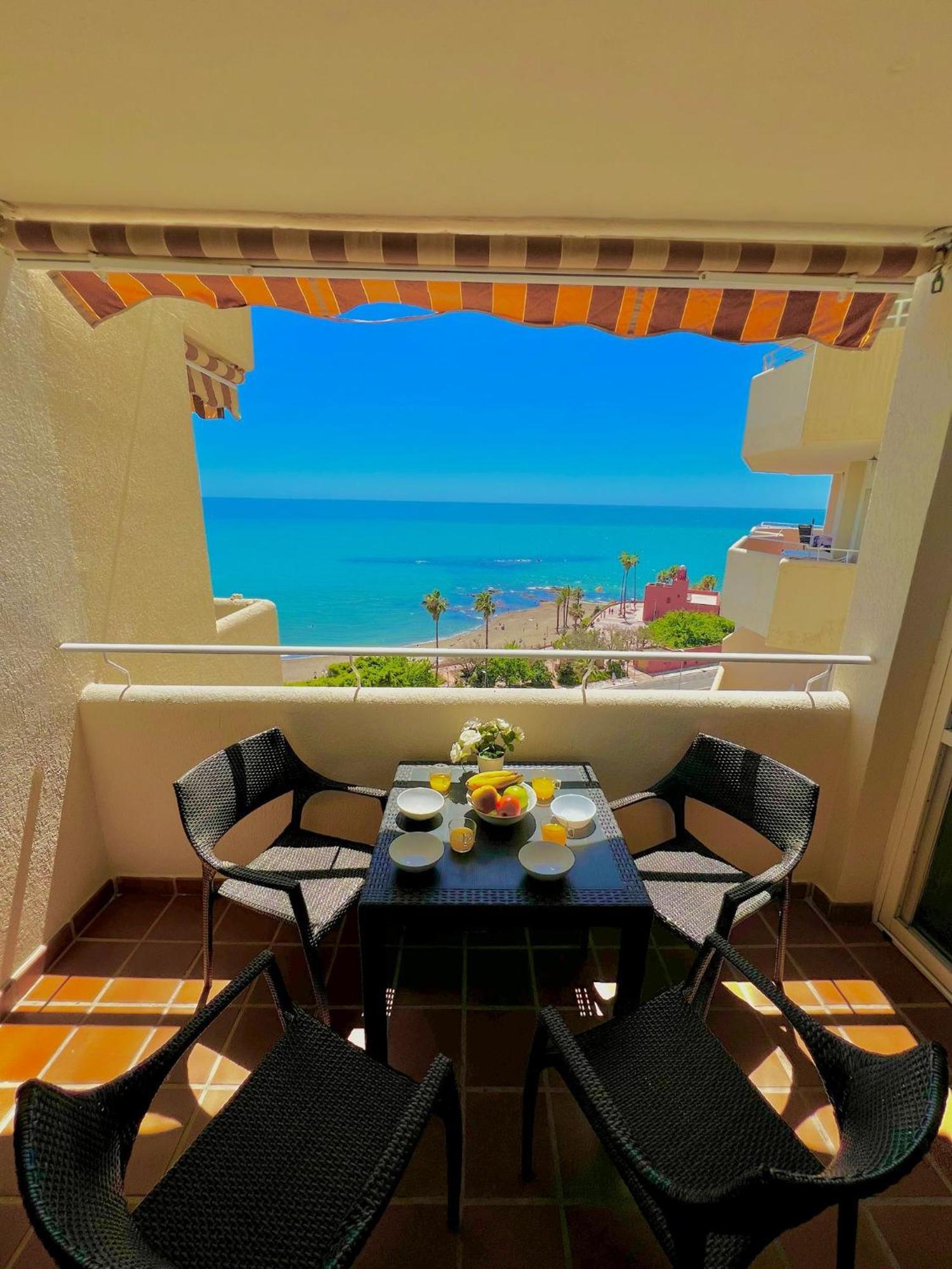 Frontal Sea View Benalbeach Appartement