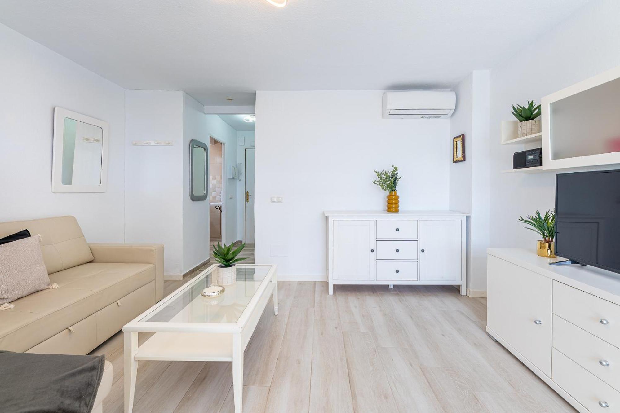 Apartment 797 Rentals- Moderno, Centrico Y Espacioso Estudio *