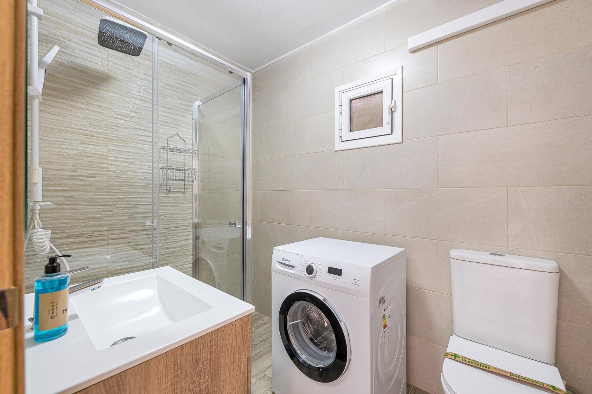 797 Rentals- Moderno, Centrico Y Espacioso Estudio Apartment
