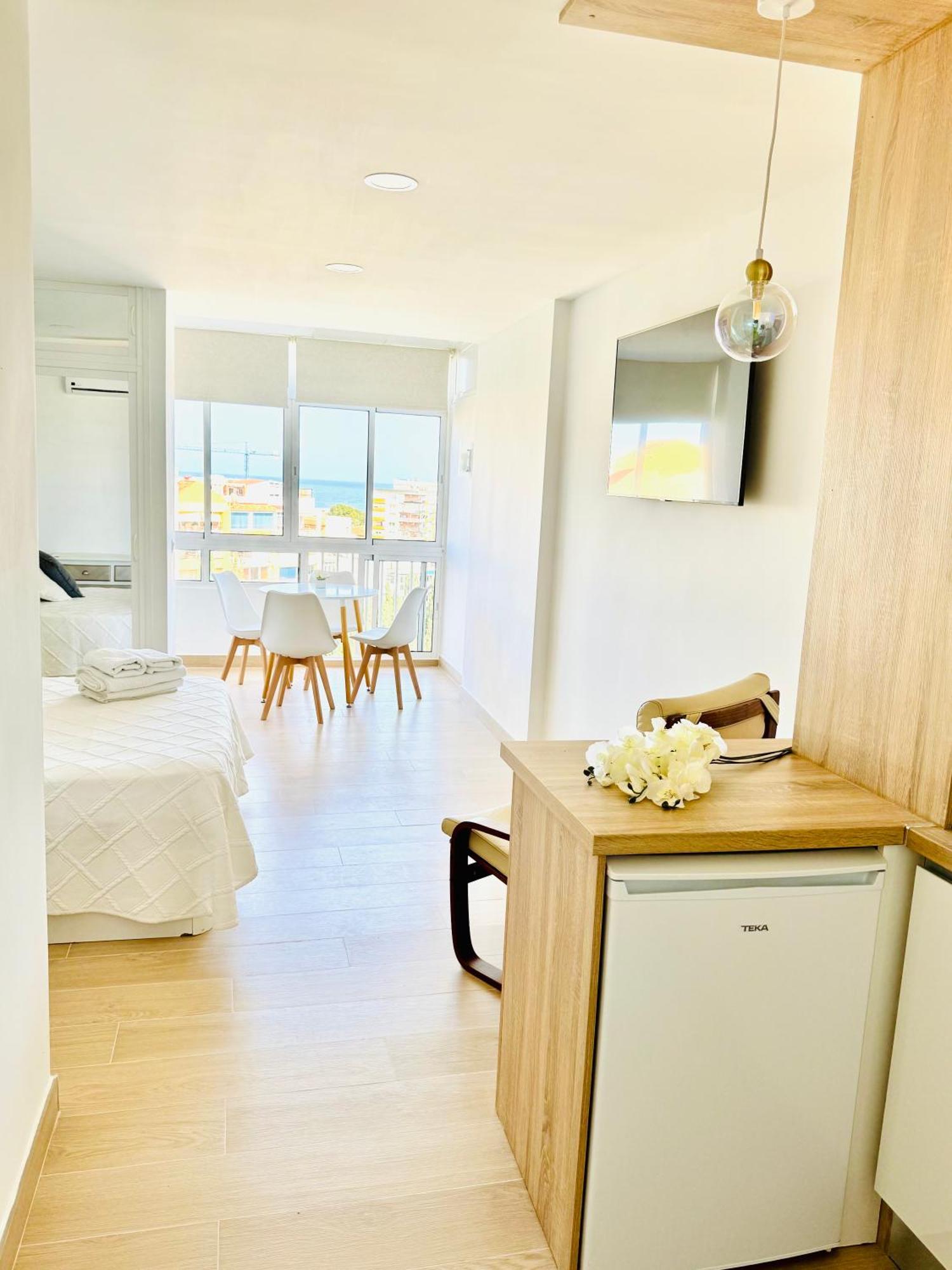 Nuevo Loft-vistas Al Mar-luminoso-benalmadena Costa *