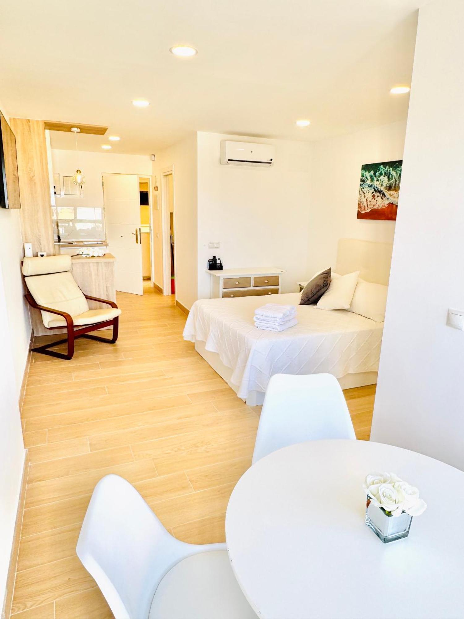 Benalmadena Costa-Moderno-Luminoso-Vistas Al Mar Apartment