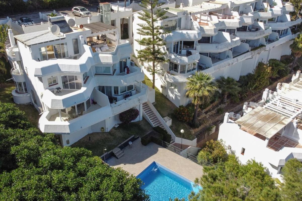 Relaxing Family Retreat With Stunning Golf Views Villa