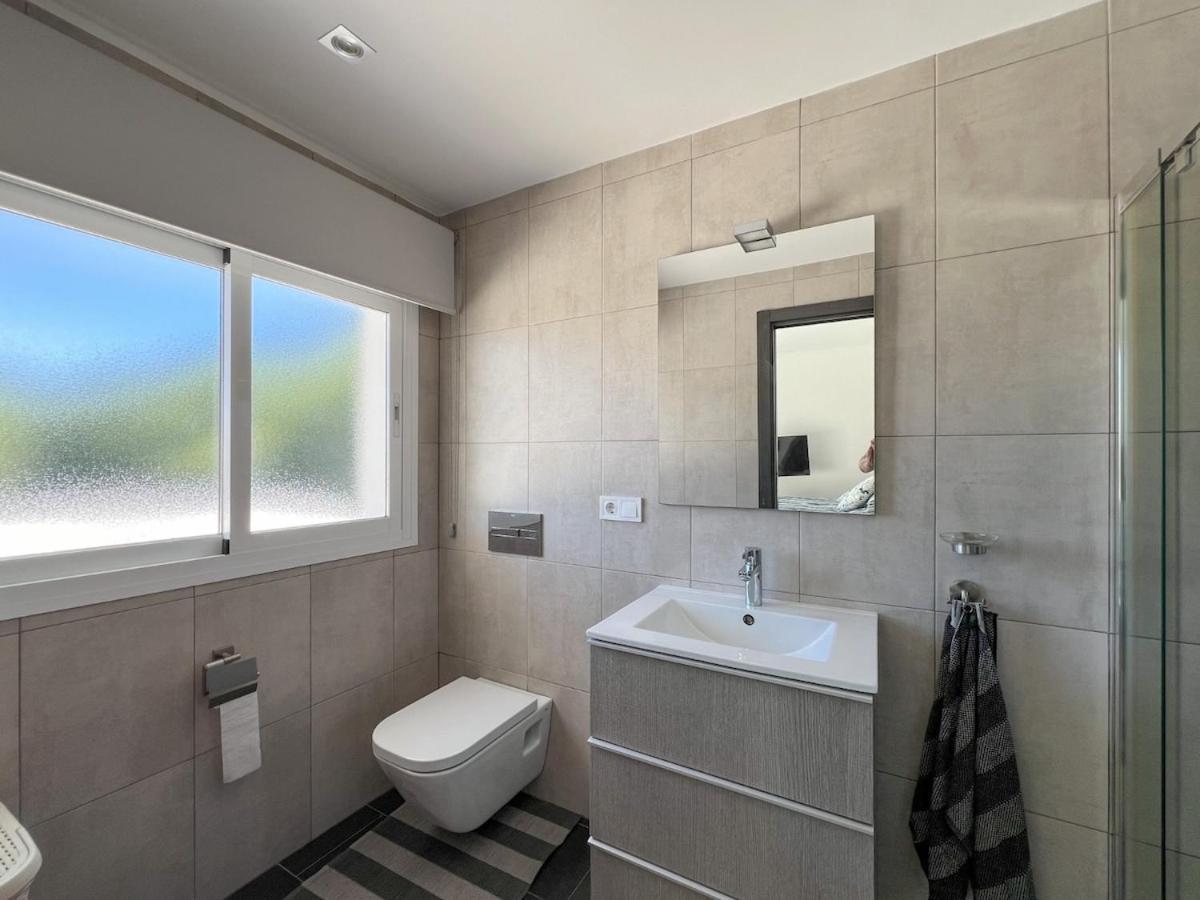Villa Relaxing Family Retreat With Stunning Golf Views *