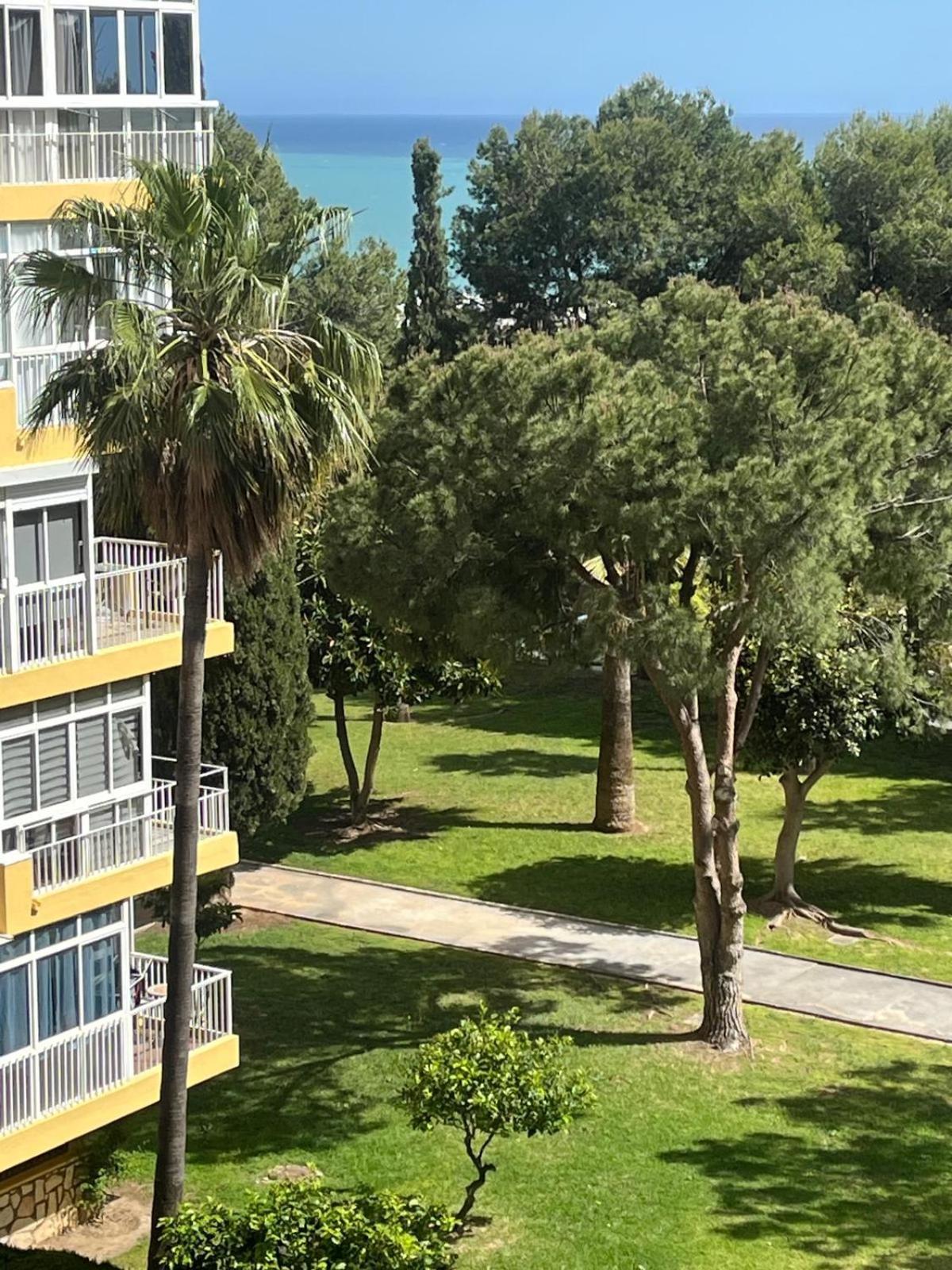 Agata Hermoso Estudio Con Piscina Y Vista Al Mar Appartement Benalmádena