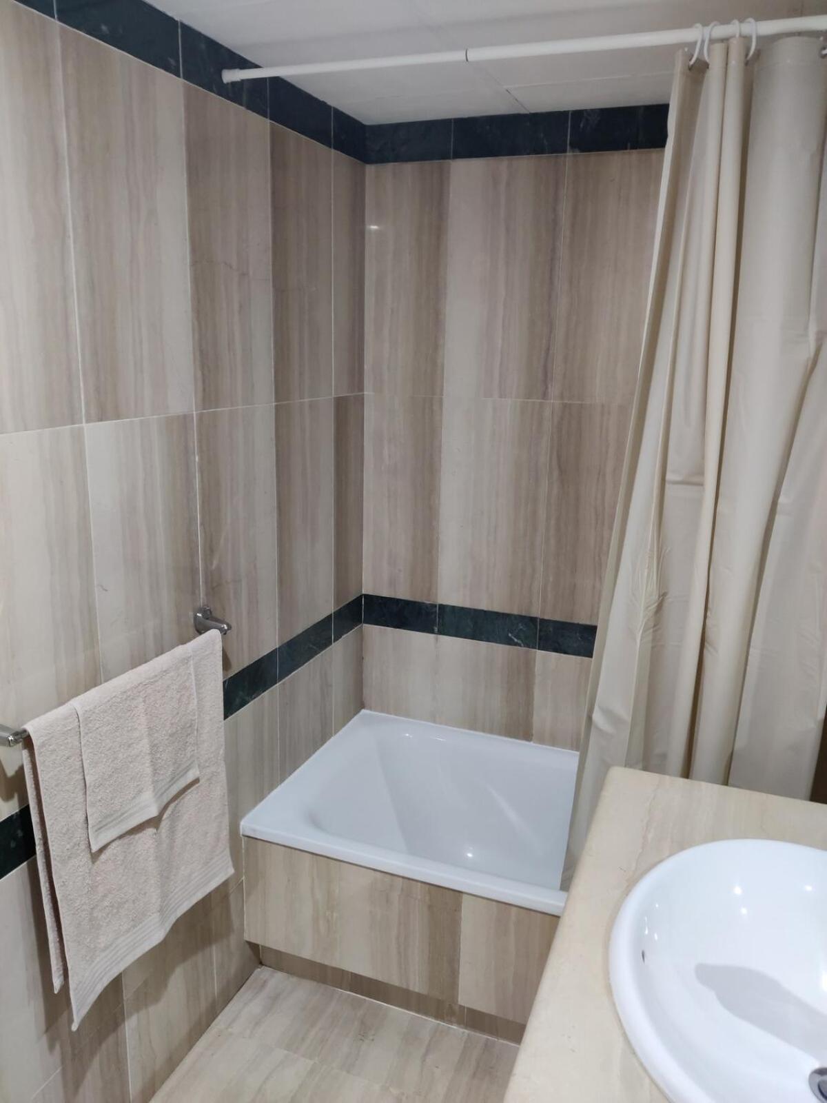 Mrv Puerto Marina Con Piscina Appartement