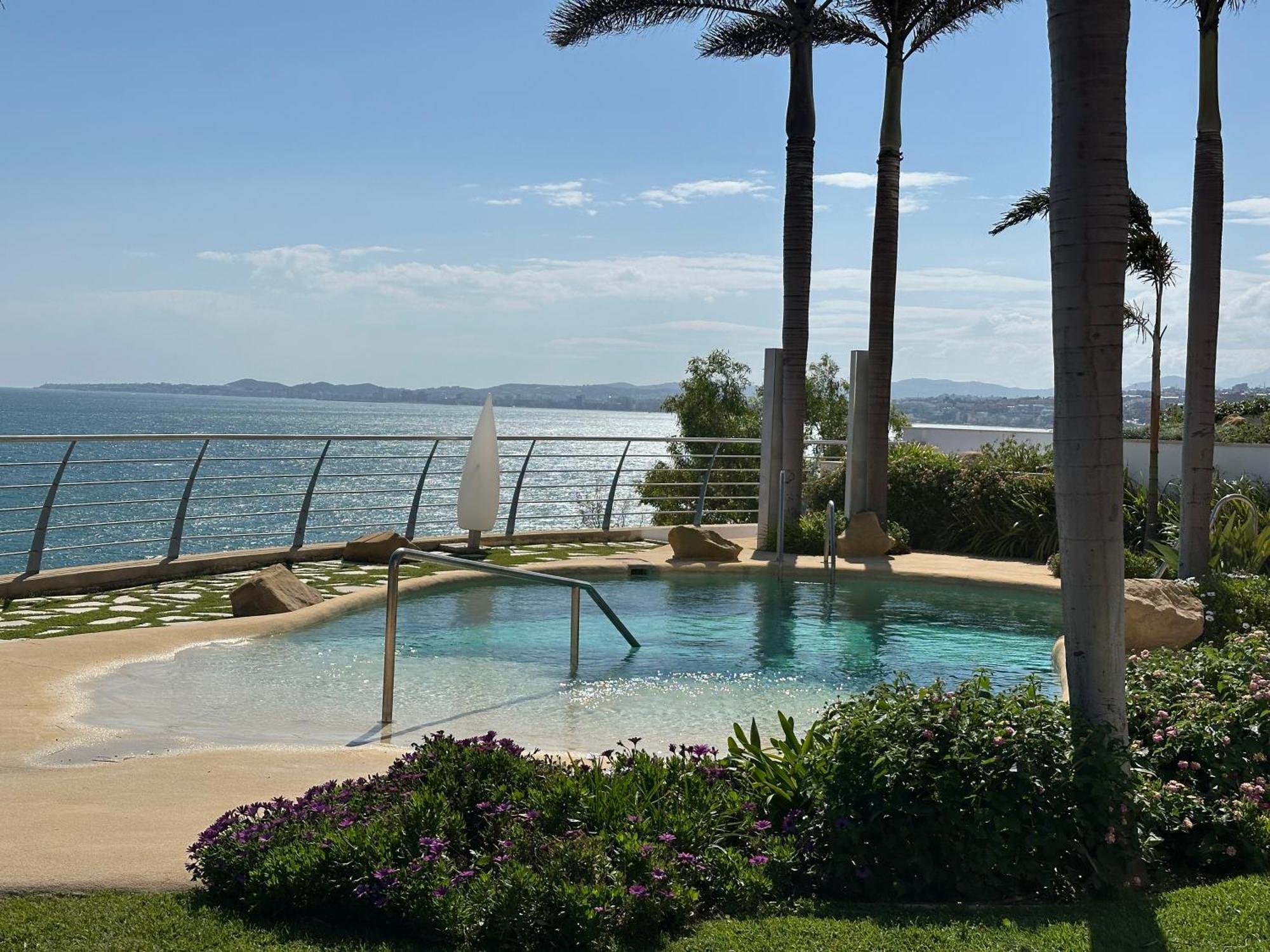 *new* La Pinta 2 - Frontbeach Pool Quality! Benalmádena