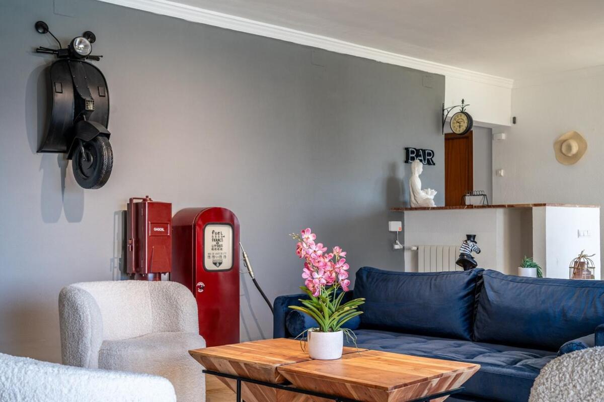Stylish Paris Villa Benalmadena