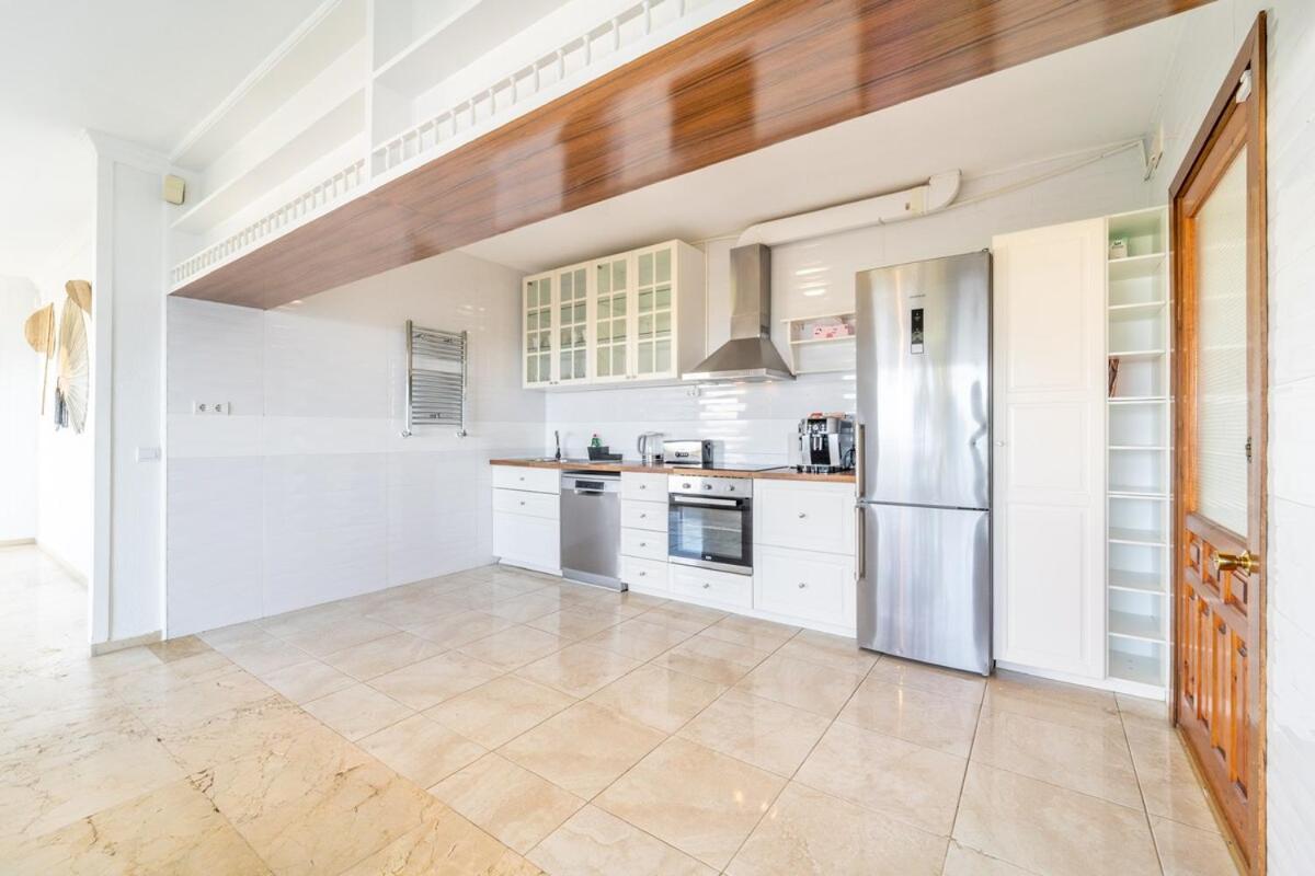 Stylish Paris Villa Benalmadena
