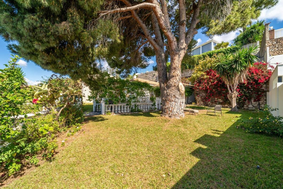 Stylish Paris Villa Benalmadena