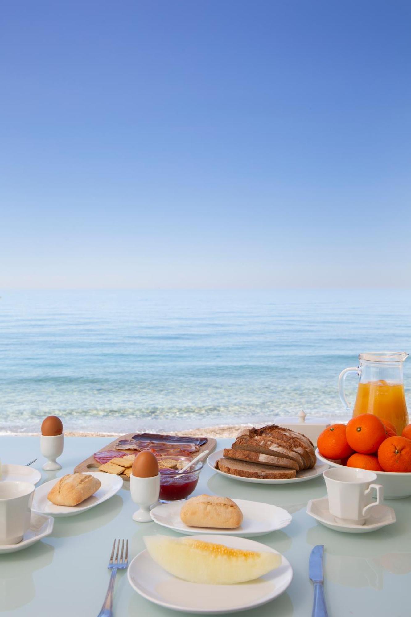 Seaside Paradise - Walk In, 5 Meters To The Ocean * Benalmadena