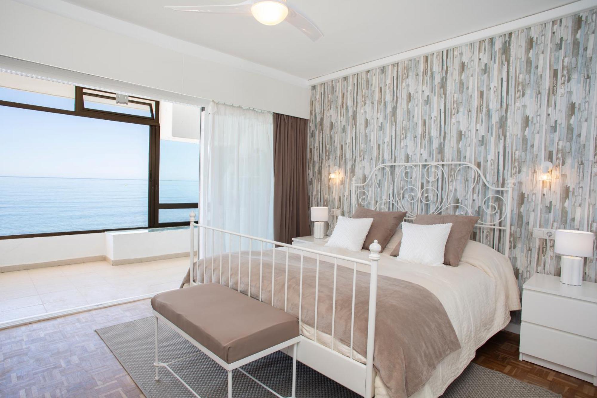 Seaside Paradise - Walk In, 5 Meters To The Ocean Benalmadena