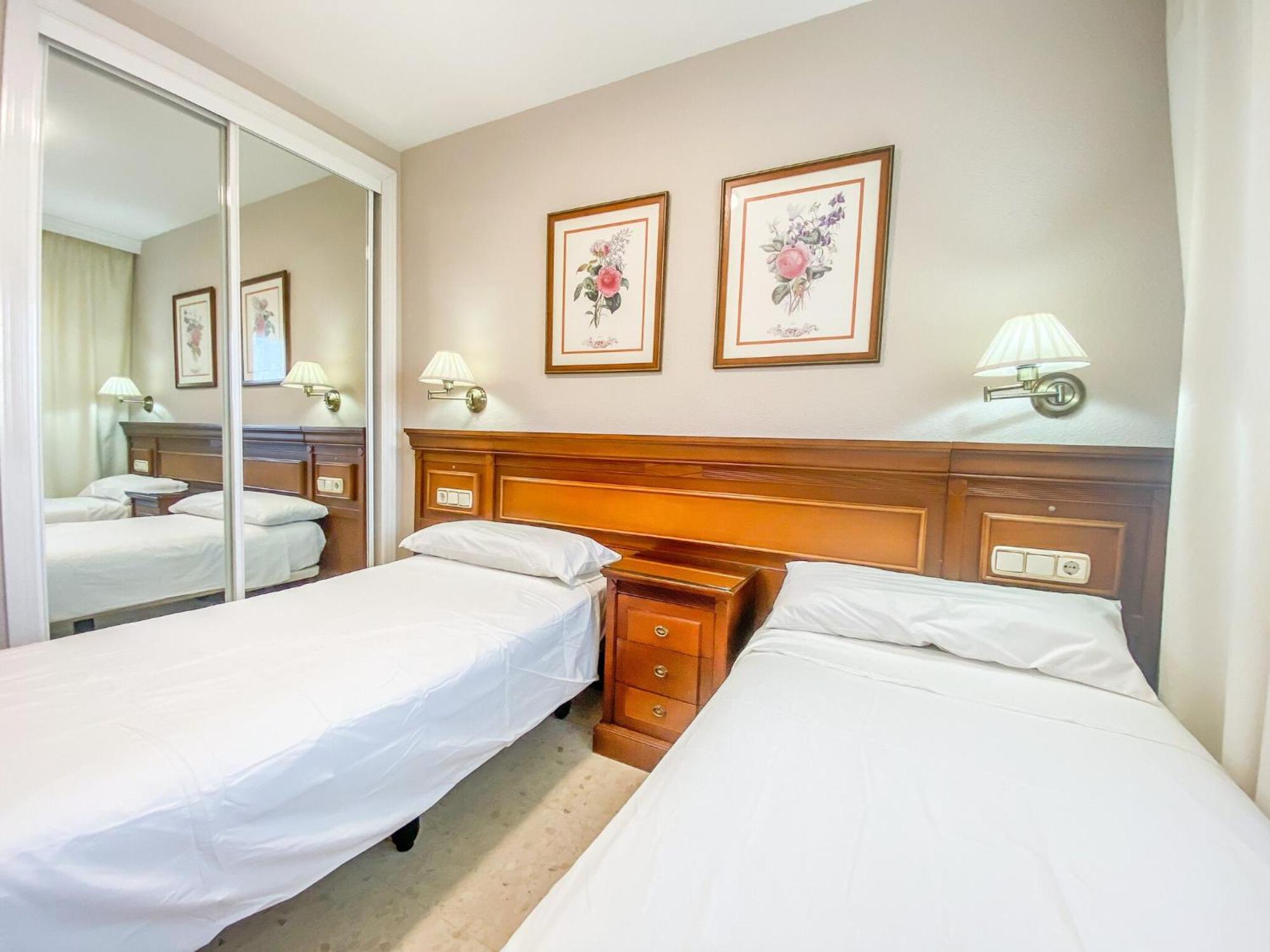 Appartement Comforting With Shared Pool