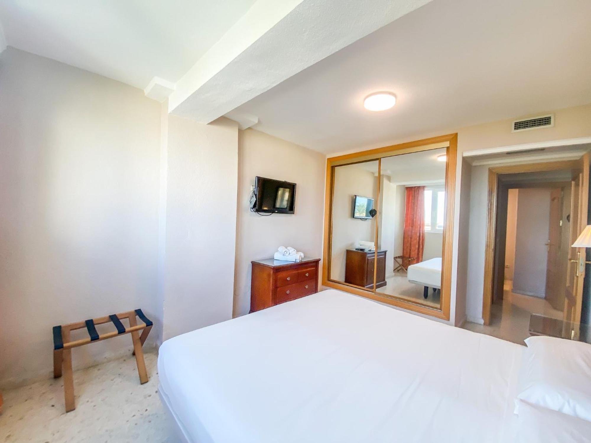 Comforting With Shared Pool Appartement *