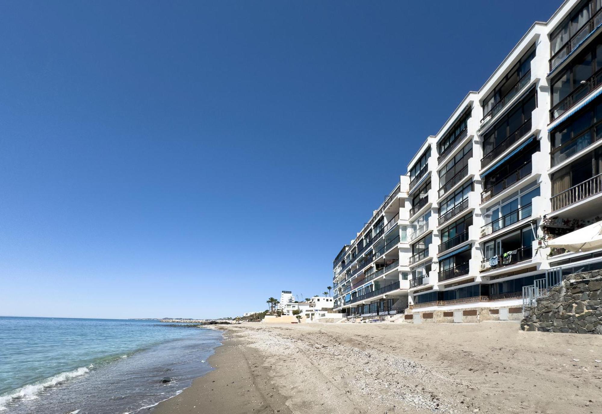 Apartment Seaside Paradise - Walk In, 5 Meters To The Ocean Benalmadena