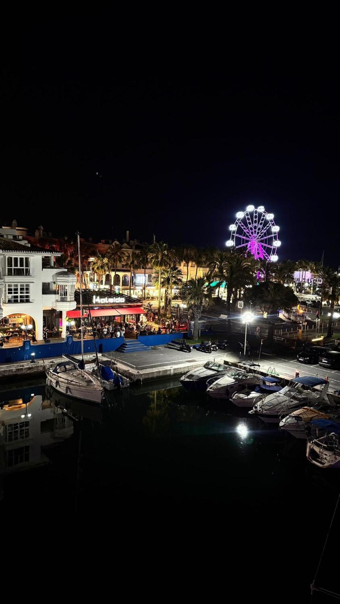 Apartamento Lujoso Atico Duplex En Puerto Marina