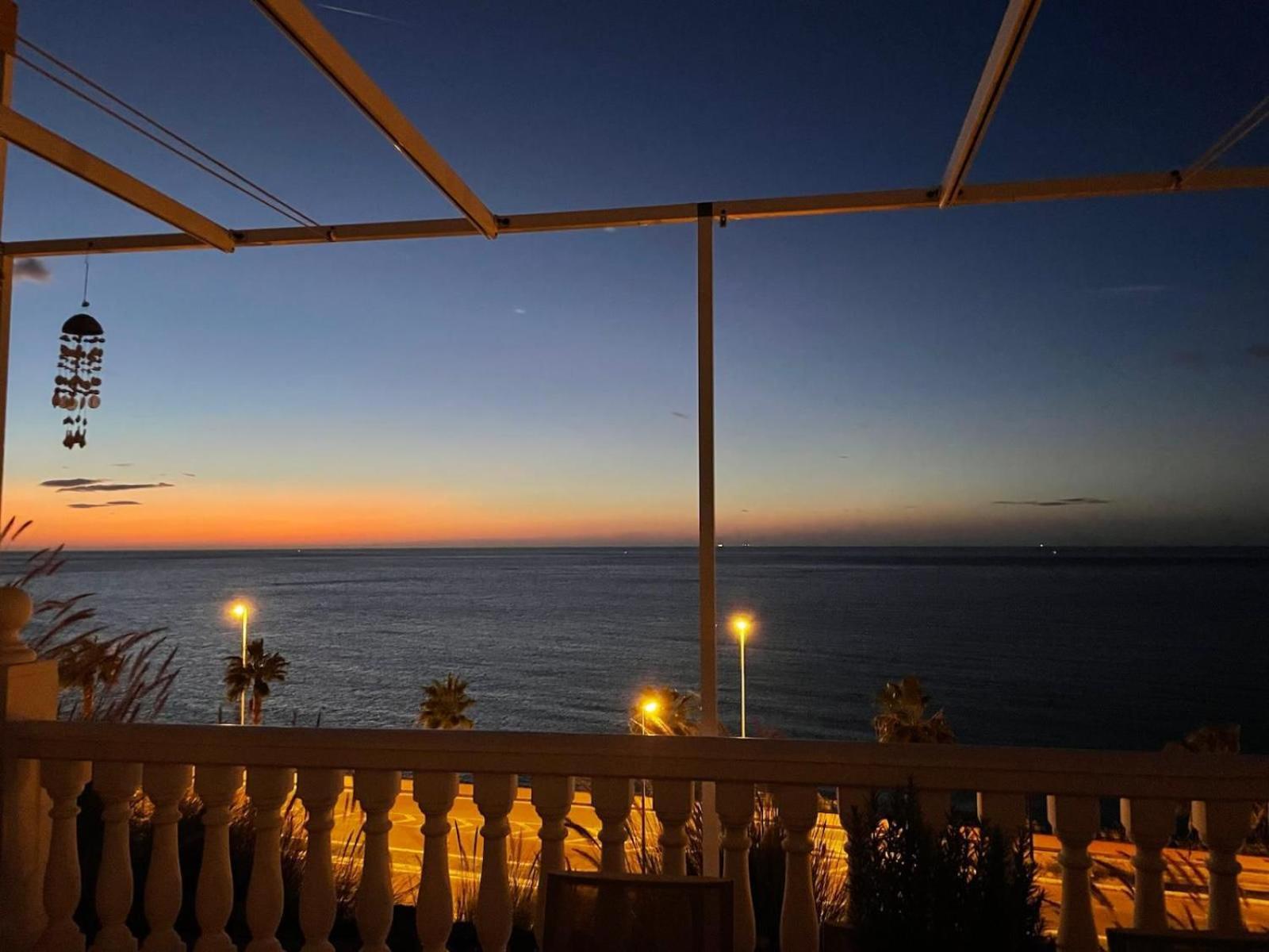Seafront Townhouse With Stunning Mediterranean Views, Pool And Garaje * Benalmadena