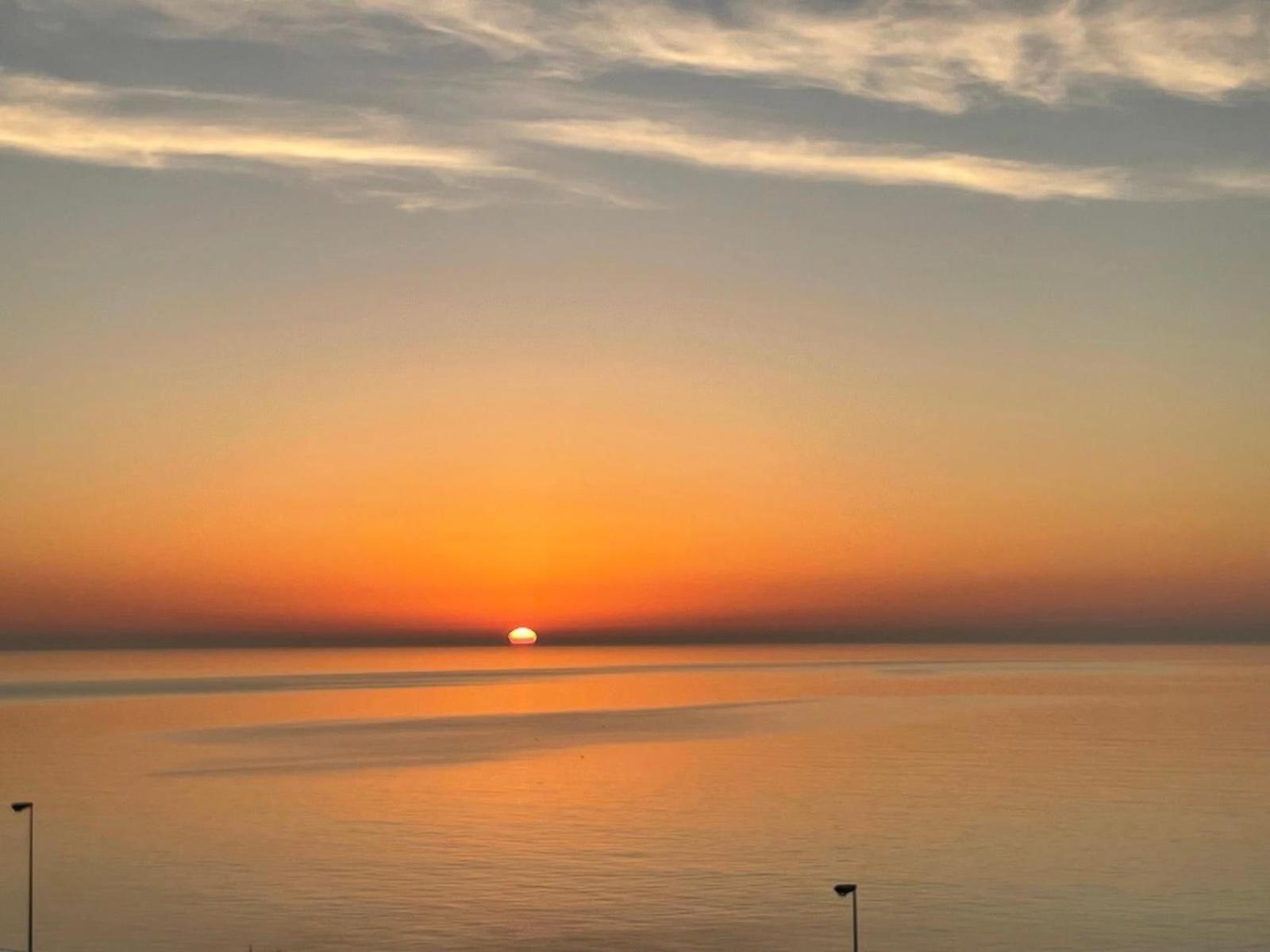 Holiday home Seafront Townhouse With Stunning Mediterranean Views, Pool And Garaje *