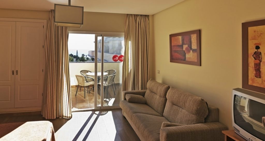 Vive Costa Azul Hotel