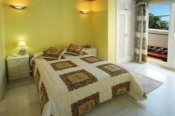 Apartment Puerto Marina And Golf