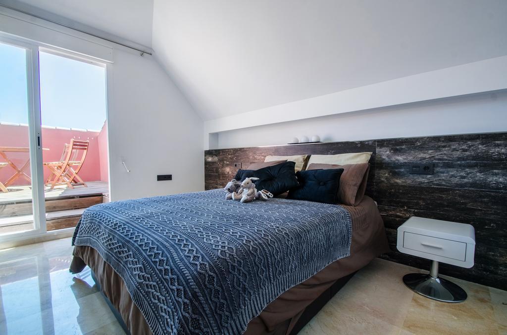 Gorgeous 170 Sq.m. Penthouse With Sea View Terraces Apartment *