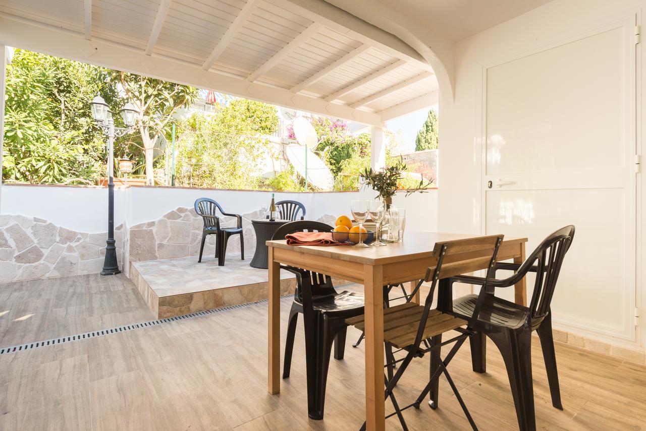 Malagasuite Bungalow Pool *