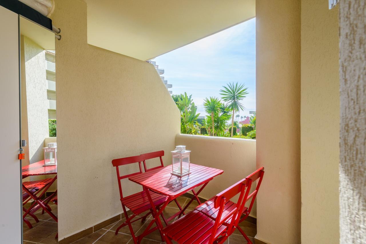Cubo's Estudio 118 Benal Sea View *