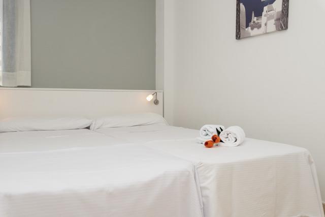 Renthas Playa Apartment Benalmadena