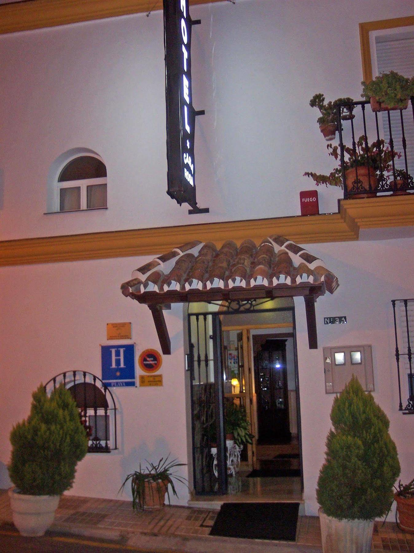 Hotel Casa Rosa *