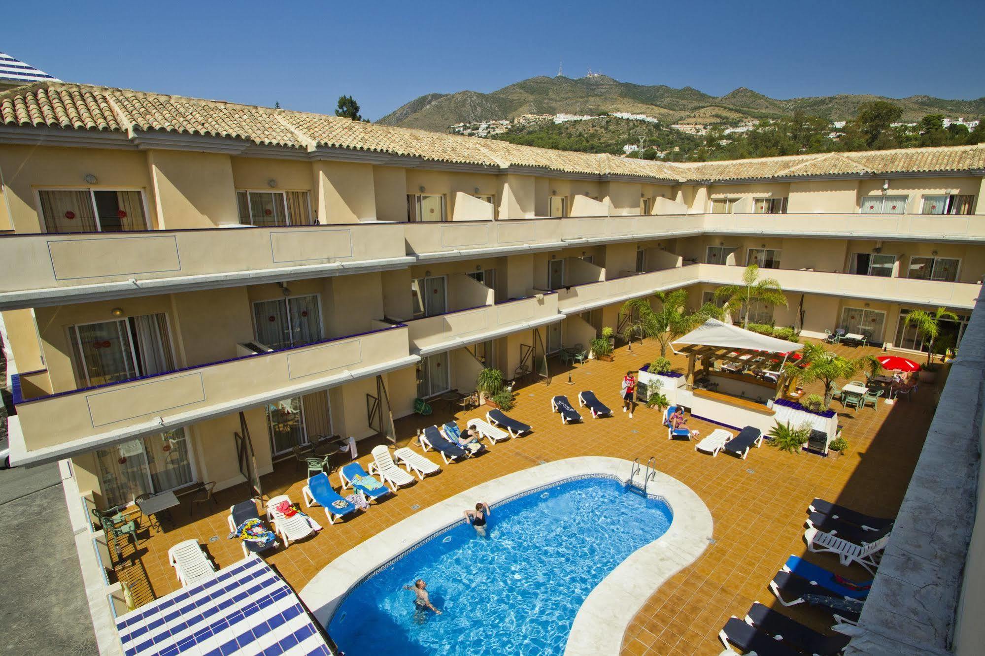 Vive Costa Azul Hotel